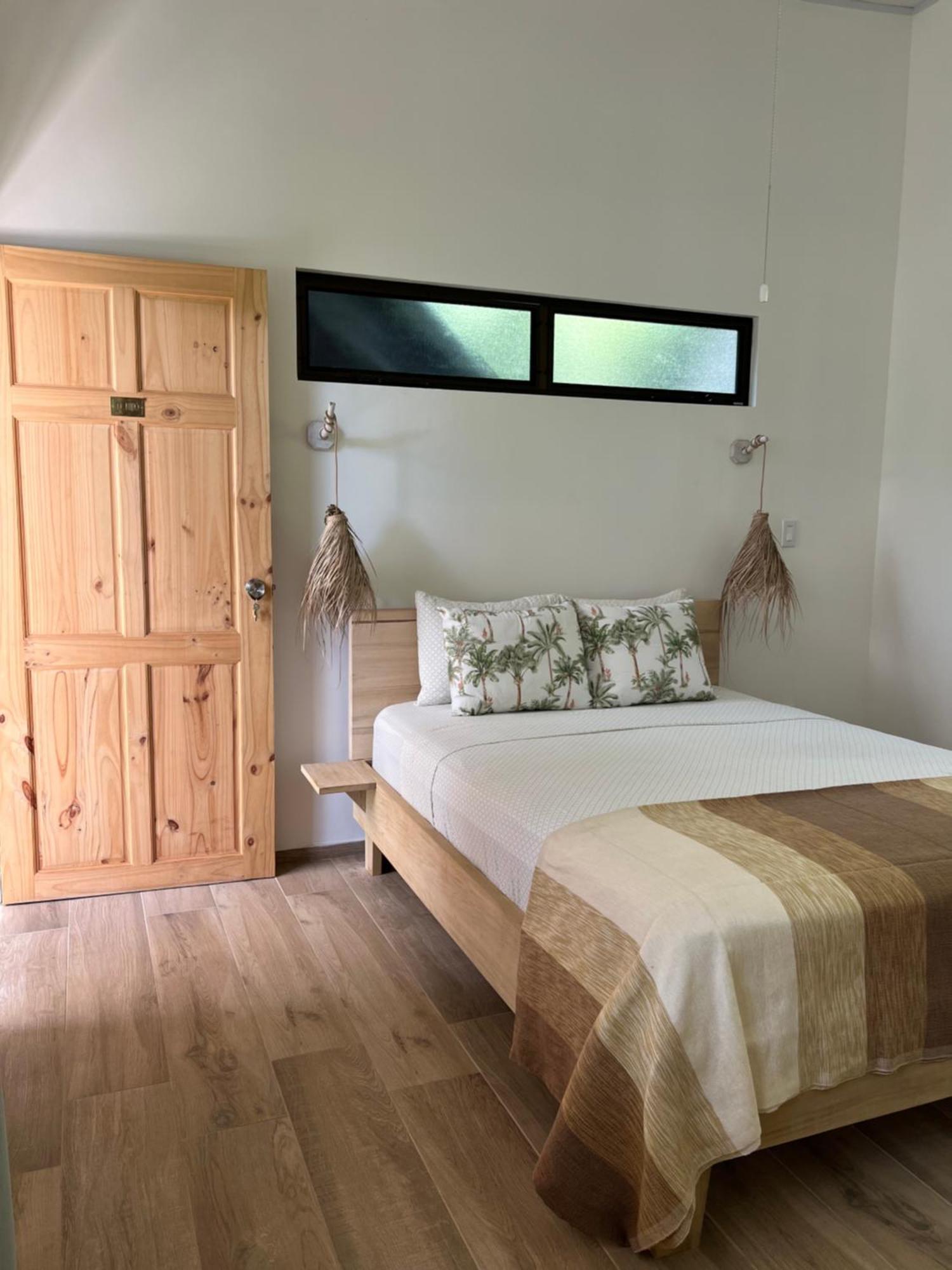 Hotel Entre Dos Aguas Sámara Екстериор снимка